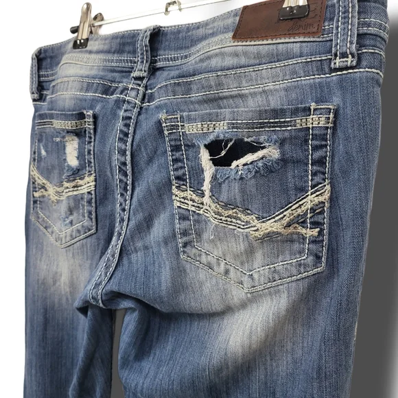 🌿BKE Women's 29L ( 29x33.5) Medium Wash Stella Boot Stretch Distressed Jeans - Picture 11 of 16